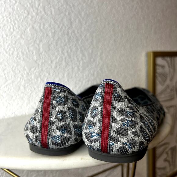 Rothy's Retired Gray Blue Spotted Leopard Print Round Toe Flat Womens Size 8.5 - Picture 4 of 9